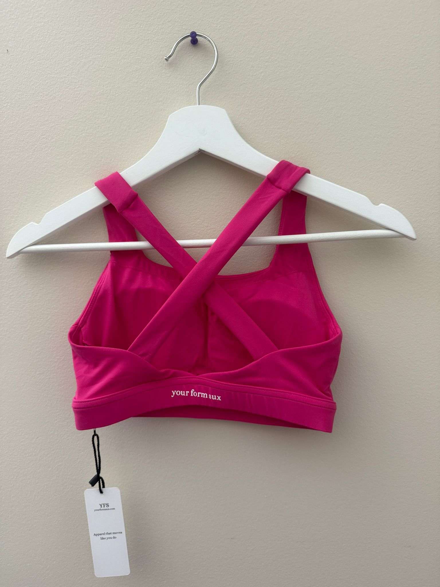 Wide Strap Sports Bra – Fuchsia Pink